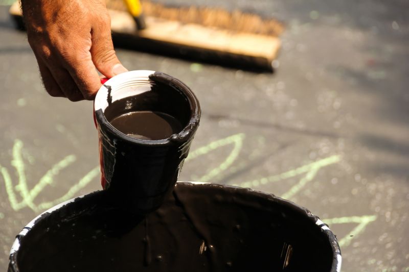 Blacktop Sealing Service